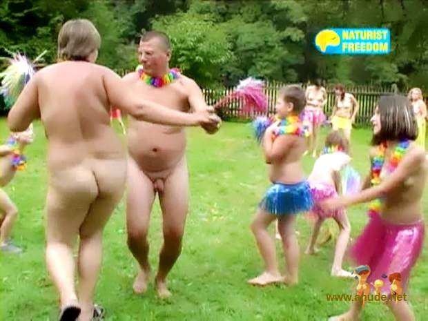 Video nudists naked resting in nature in France Video nudists naked resting in nature in France