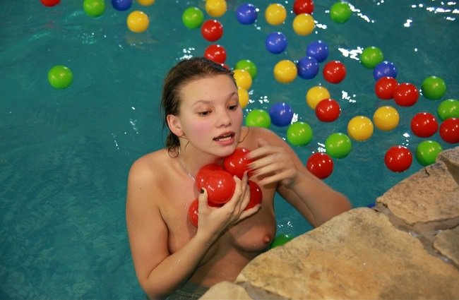 Rent a water park nudists photo Rent a water park nudists photo