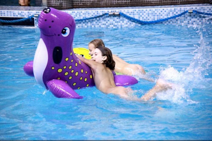 Adult nudists and teens weekends in the pool Purenudism photo collection Adult nudists and teens weekends in the pool Purenudism photo collection